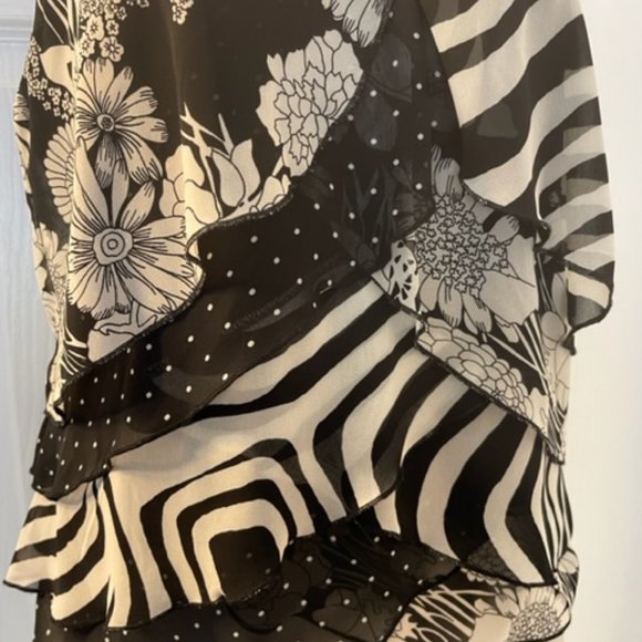 Johnathan Martin Black/White Ruffled Floral & Polka Dot Top Small - Picture 4 of 6